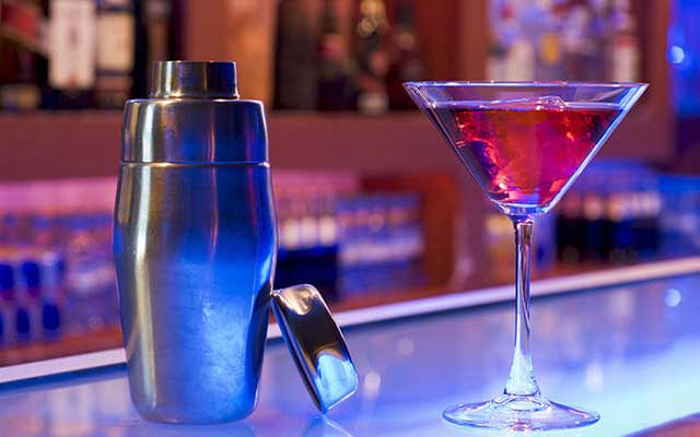 club_bar_ambiance